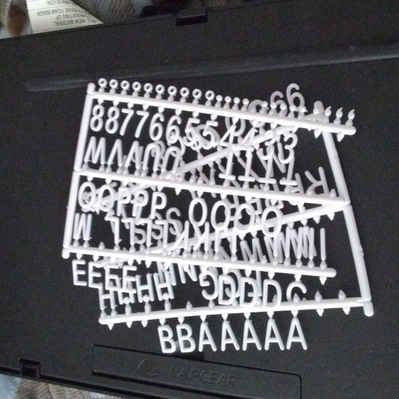 Message board - Picture 2 of 3